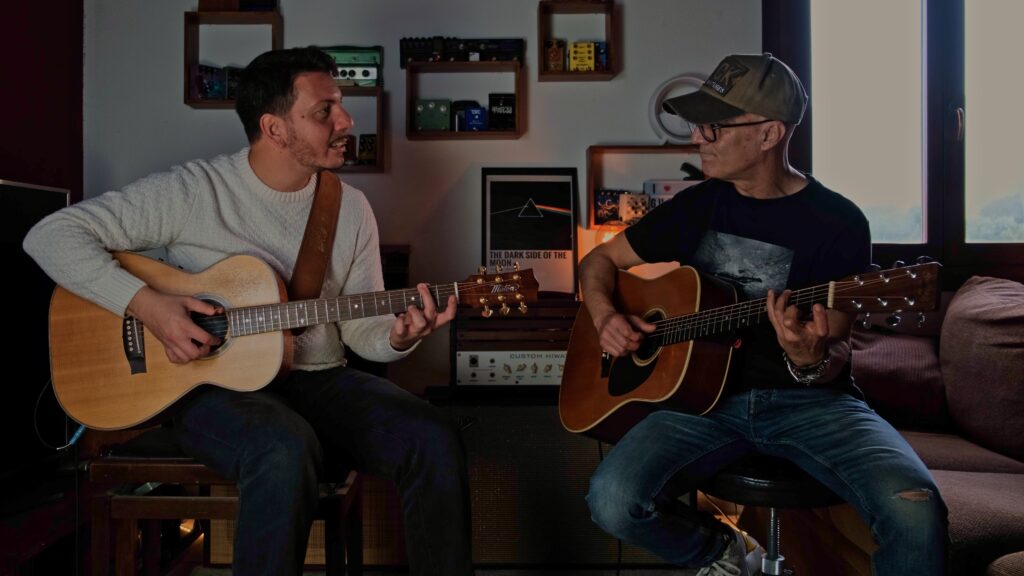 Andrea Valeri suona la chitarra acustica Fingerstyle per Guitar Tube